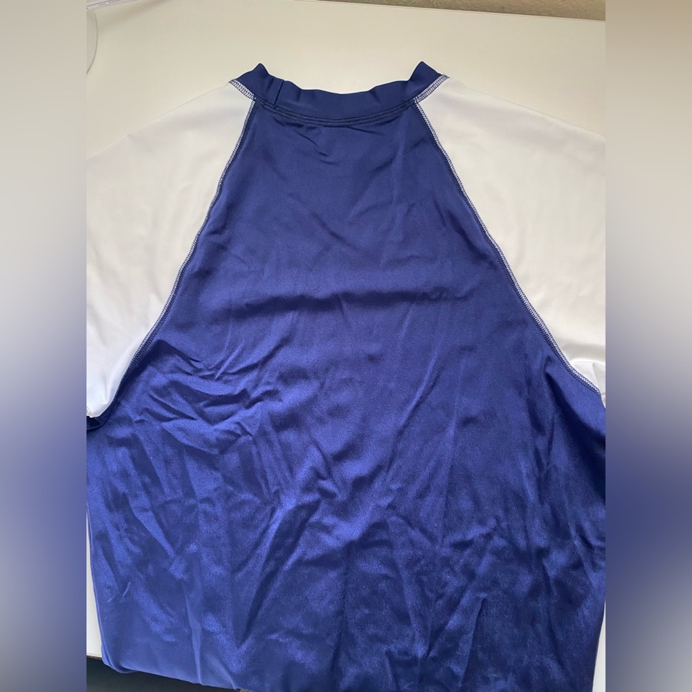 Ron Jon Rash Guard - Picture 3 of 3